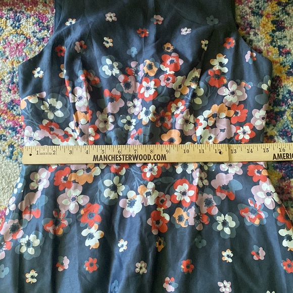 LOFT Floral Print Dress, Cobalt Blue w/ Flowers, Size 6P - Picture 13 of 15